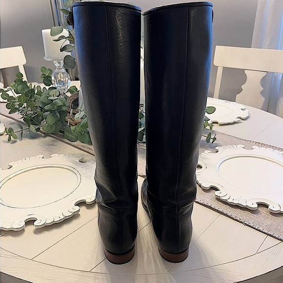 Authentic Gucci Black Leather Riding Boots